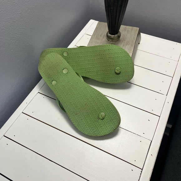 Havaianas Women's Lime Green Sandals - Picture 4 of 4